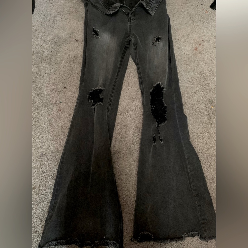 Forever 21 women’s black ripped, flare jeans